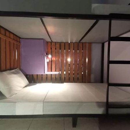 Lojed Sean Bed And Space Pasay Extérieur photo