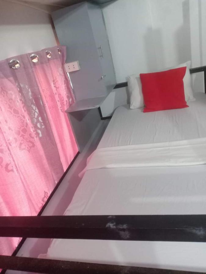 Lojed Sean Bed And Space Pasay Extérieur photo